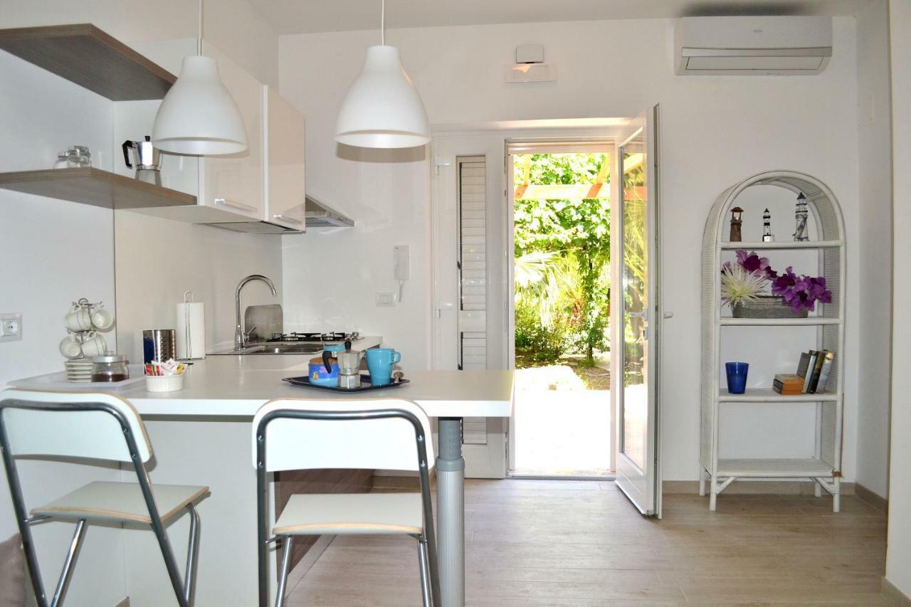 タラント Porticciolo Bed & Breakfast エクステリア 写真