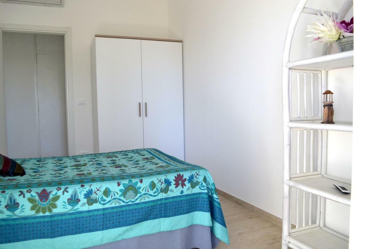 タラント Porticciolo Bed & Breakfast エクステリア 写真